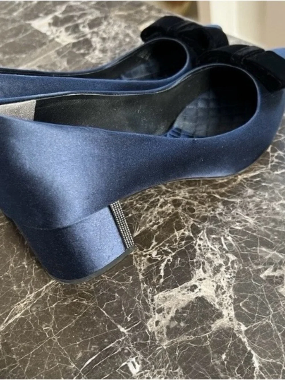 TORY BURCH Gigi Bow Block Heel Pump Satin & Velvet Jeweled Logo Blue Black 9.5